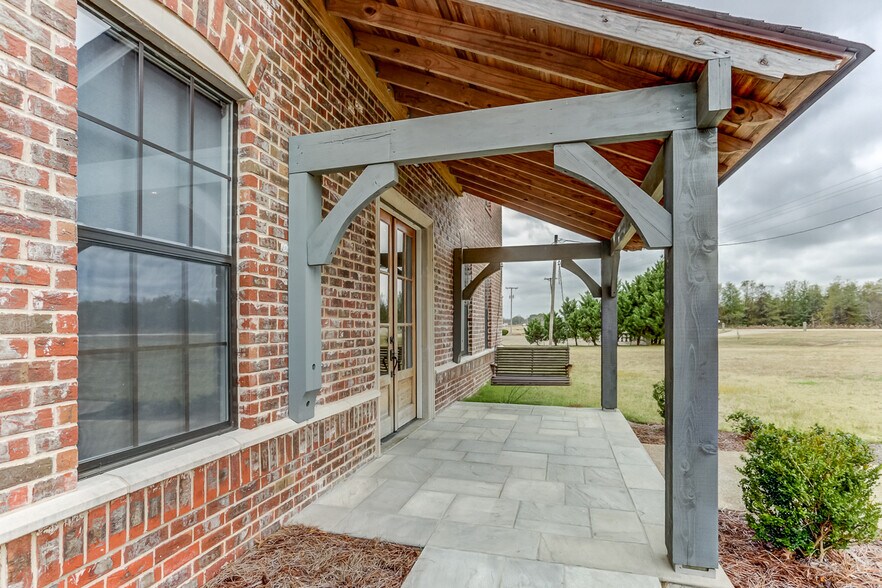 222 Quality Dr, Byhalia, MS à louer - Photo du bâtiment - Image 3 de 23