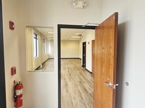 1603 Rock Creek Blvd, Joliet, IL for lease Interior Photo- Image 1 of 13