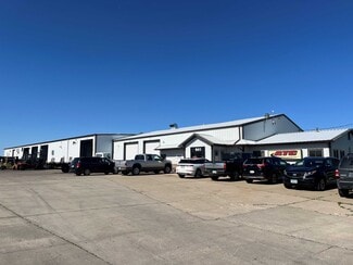 Plus de détails pour 941 66th Ave SW, Cedar Rapids, IA - Industriel à vendre