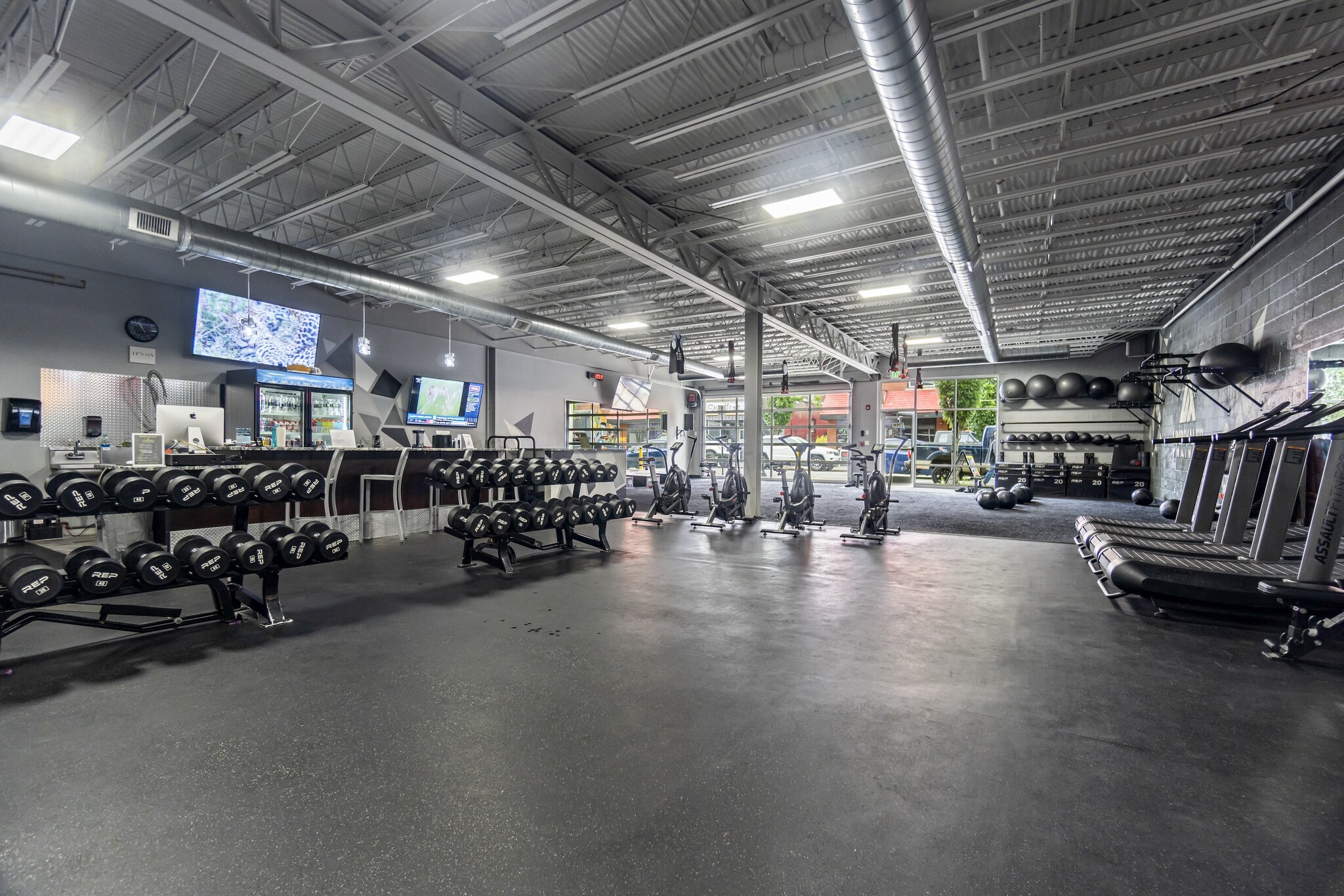 121-129 Water St, Worcester, MA for lease Building Photo- Image 1 of 12