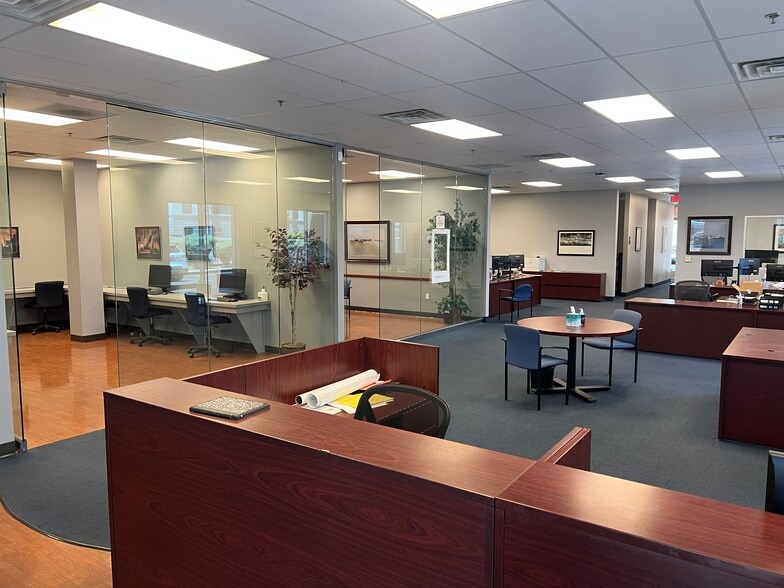 6615 S Eastern Ave, Las Vegas, NV for lease - Building Photo - Image 3 of 19