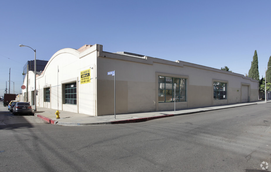 1141 N Mansfield Ave, Los Angeles, CA for lease - Primary Photo - Image 1 of 7