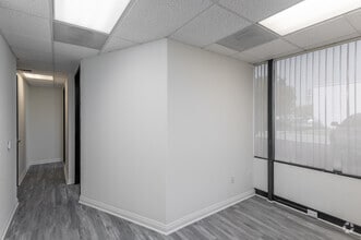 2999 Westminster Ave, Seal Beach, CA for sale Interior Photo- Image 2 of 11