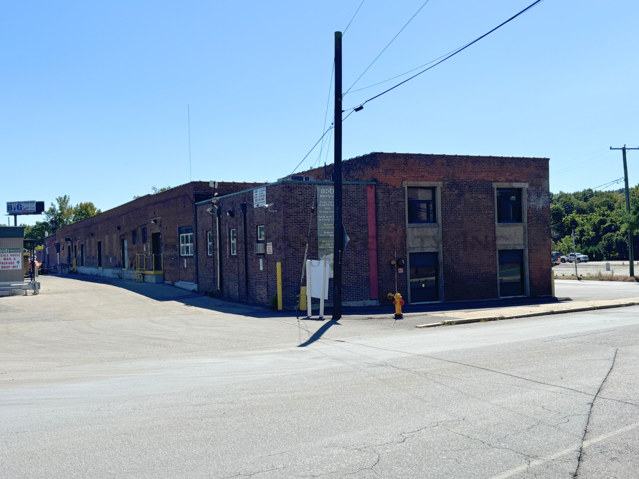 225 E Aurora St, Waterbury, CT for lease Building Photo- Image 1 of 6