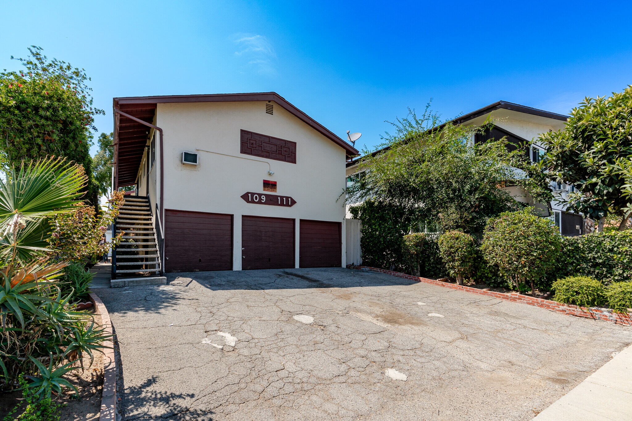 109 N Marguerita Ave, Alhambra, CA à vendre Photo du bâtiment- Image 1 de 1