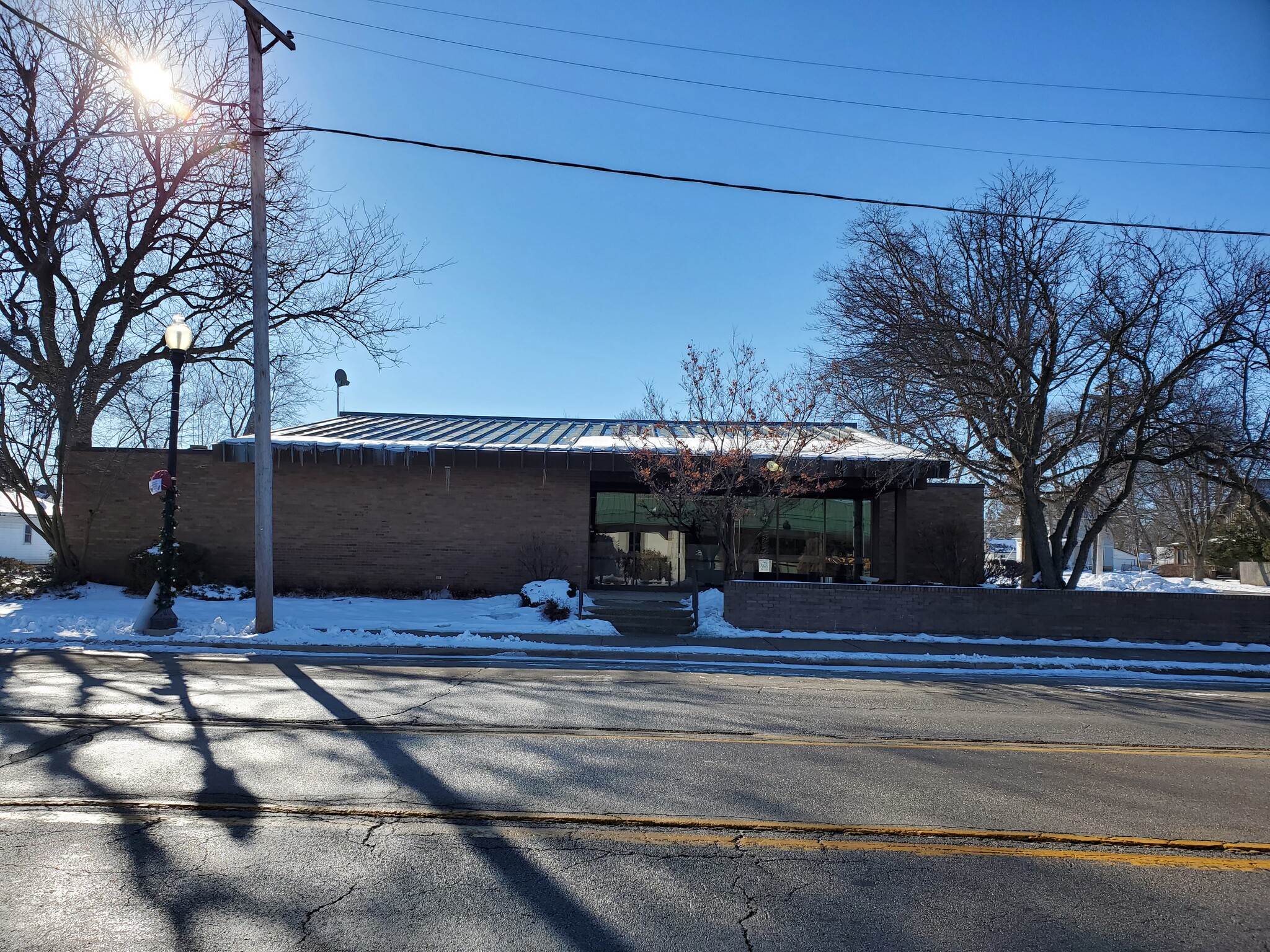 306 W Main St, Kirkland, IL for sale Primary Photo- Image 1 of 1