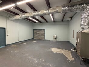 2128 Cainhoy Rd, Huger, SC for lease Interior Photo- Image 2 of 2