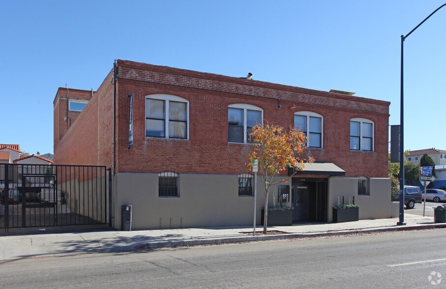 800 W Ivy St, San Diego, CA à louer - Photo du bâtiment - Image 3 de 27