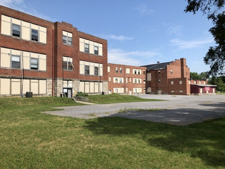 920 W Washington St, Hagerstown, MD à vendre - Photo du bâtiment - Image 3 de 38