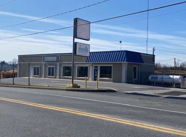 1616 Main St, Hampstead, MD for lease Building Photo- Image 1 of 2