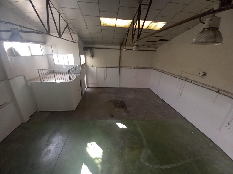 Industrial in Elche for lease - Interior Photo - Image 3 of 10