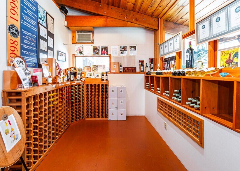 175 Chicken Mill Pond Rd, Gouldsboro, ME à vendre - Photo intérieure - Image 3 de 45