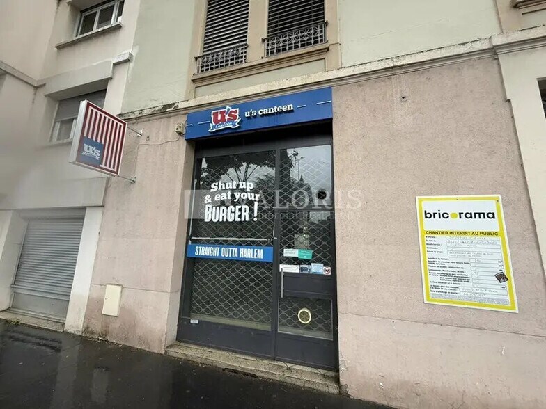 112 Cours Docteur Long, Lyon à louer - Photo du bâtiment - Image 3 de 8