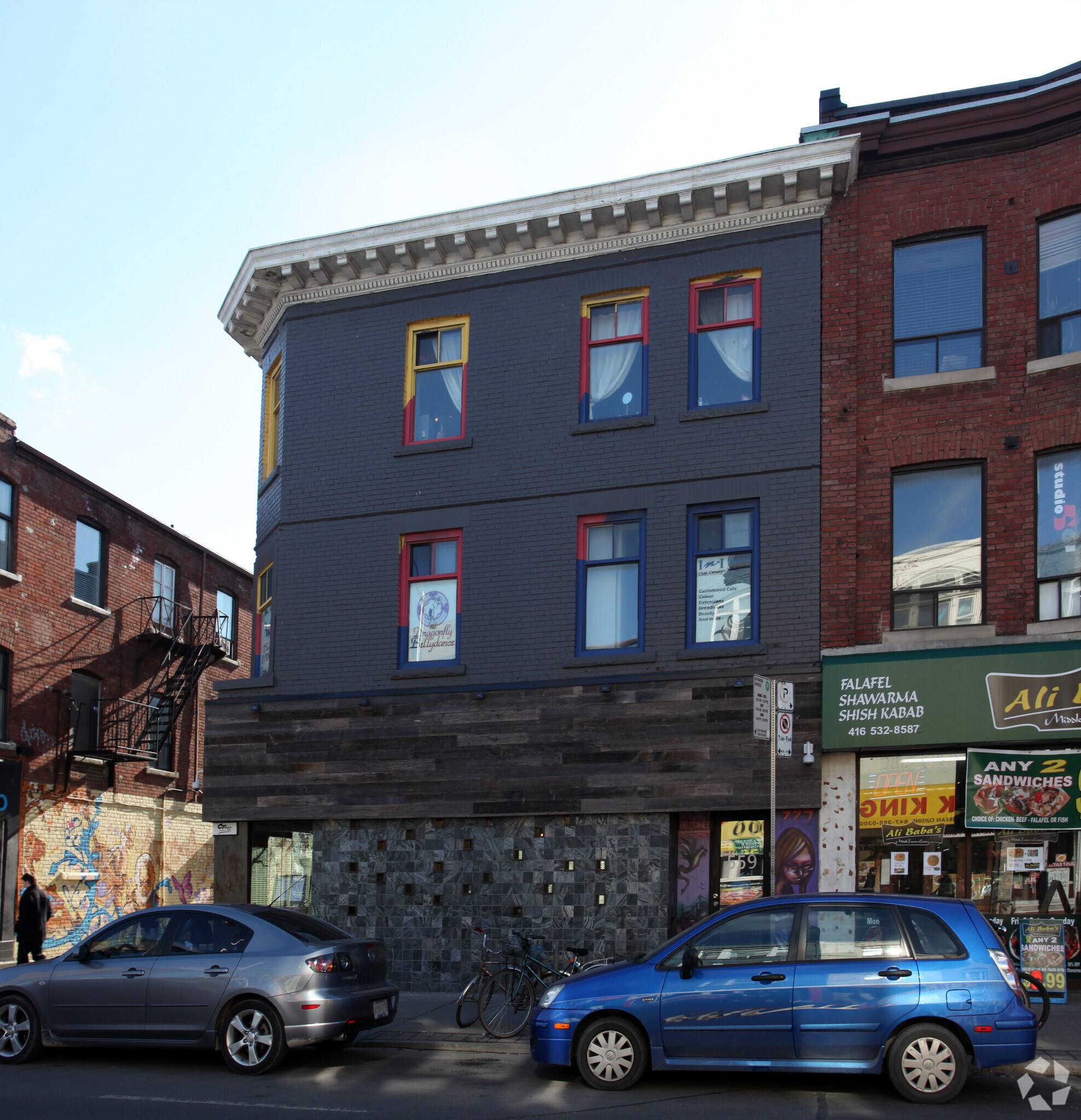 559 Bloor St W, Toronto, ON à vendre Photo principale- Image 1 de 1