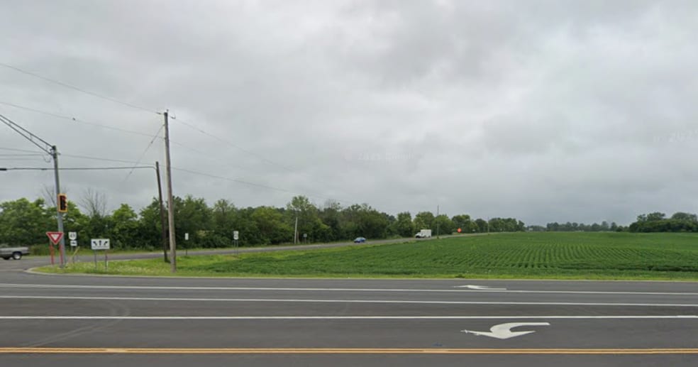 8901 Dayton Greenville Pike, Brookville, OH for sale - Building Photo - Image 2 of 2