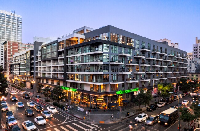 More details for 750 S Grand Ave, Los Angeles, CA - Retail for Lease