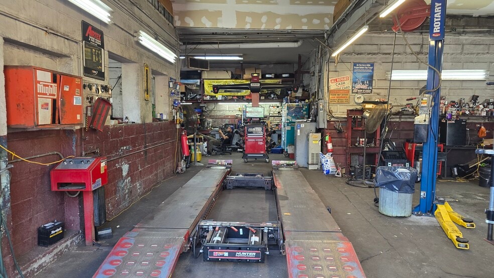 422 Monroe St, Passaic, NJ for sale - Building Photo - Image 3 of 13