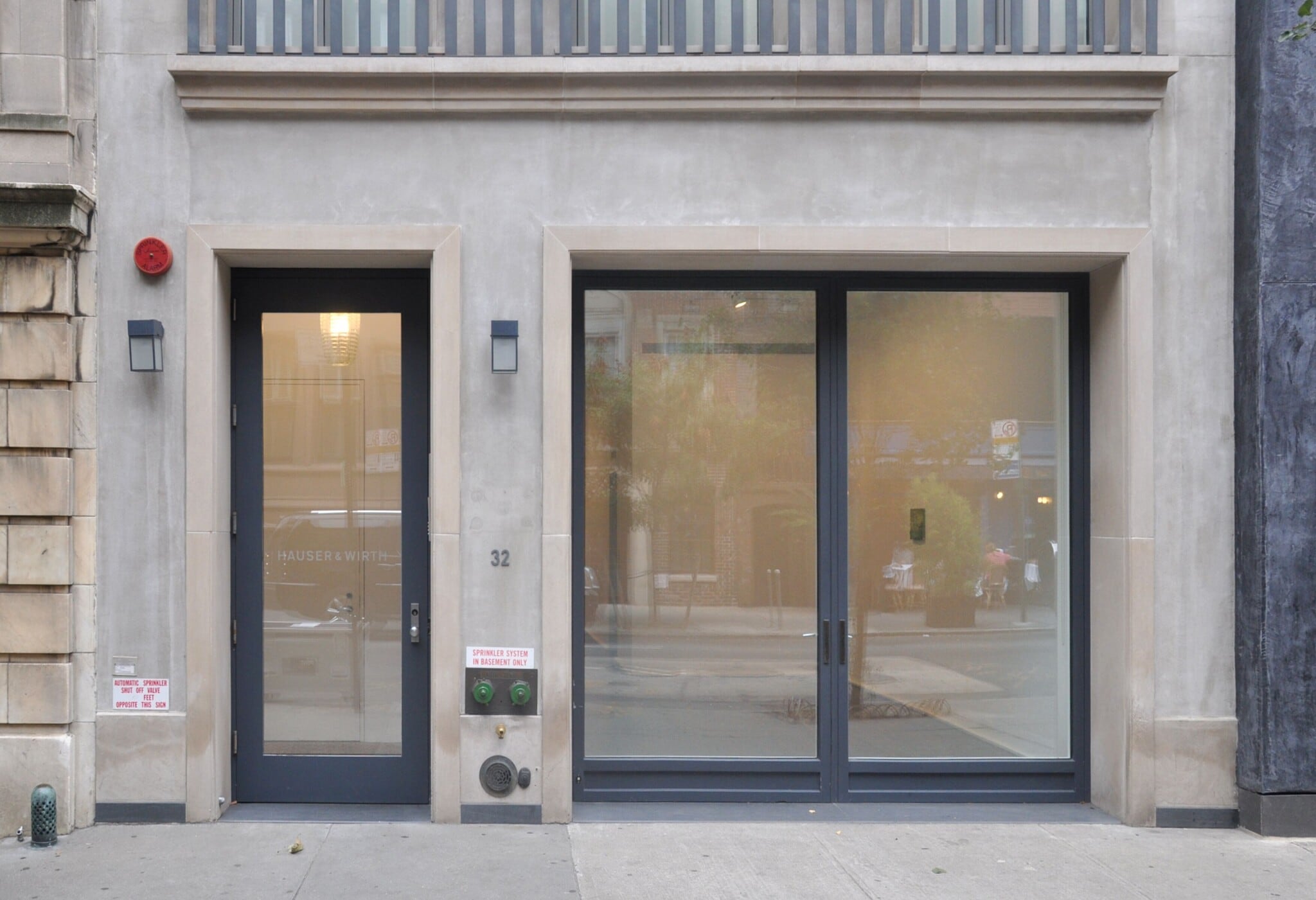 32 E 69th St, New York, NY for lease Building Photo- Image 1 of 17