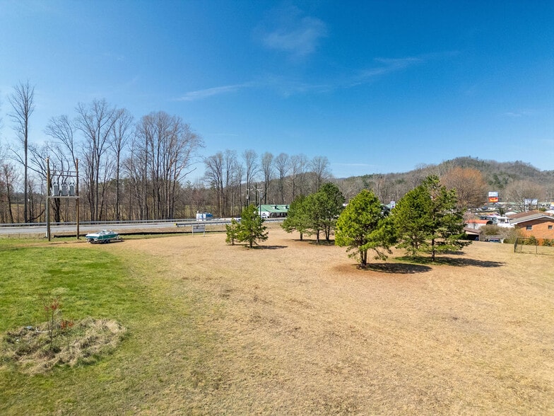 TBD Hendersonville Hwy, Pisgah Forest, NC à vendre - Photo du bâtiment - Image 3 de 7