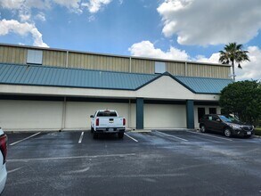 2560 Old Combee Rd, Lakeland, FL à louer Photo du bâtiment- Image 1 de 7