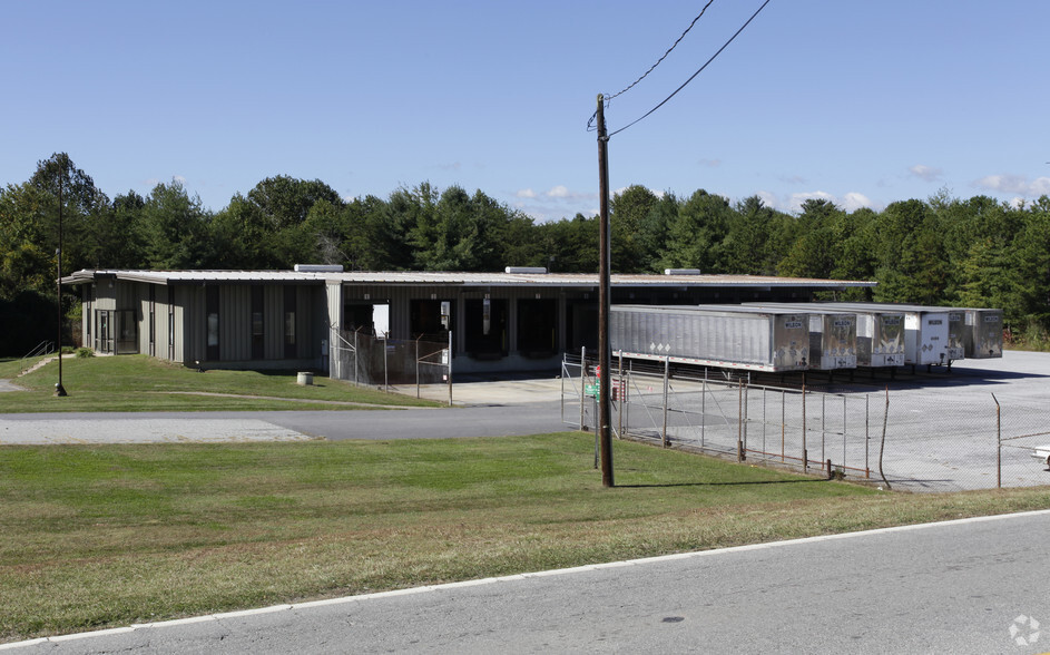 155 Bradley Branch Rd, Arden, NC for sale - Primary Photo - Image 1 of 1