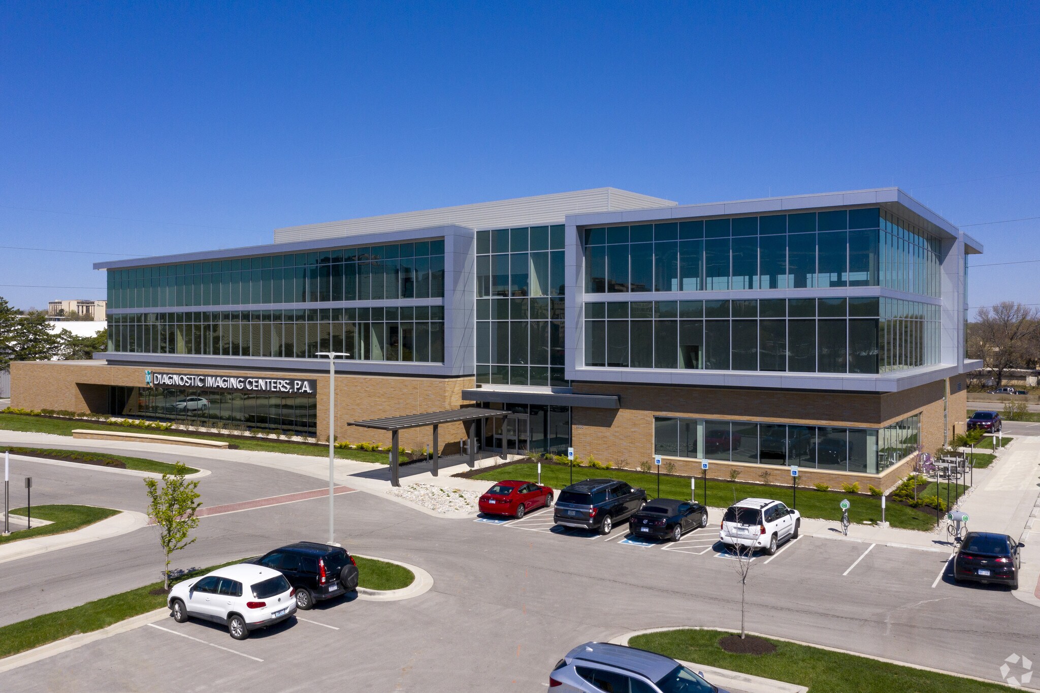 6650 W 110th St, Overland Park, KS for lease Primary Photo- Image 1 of 4