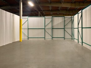 15300 Valley View Ave, La Mirada, CA à louer Photo intérieure- Image 1 de 5