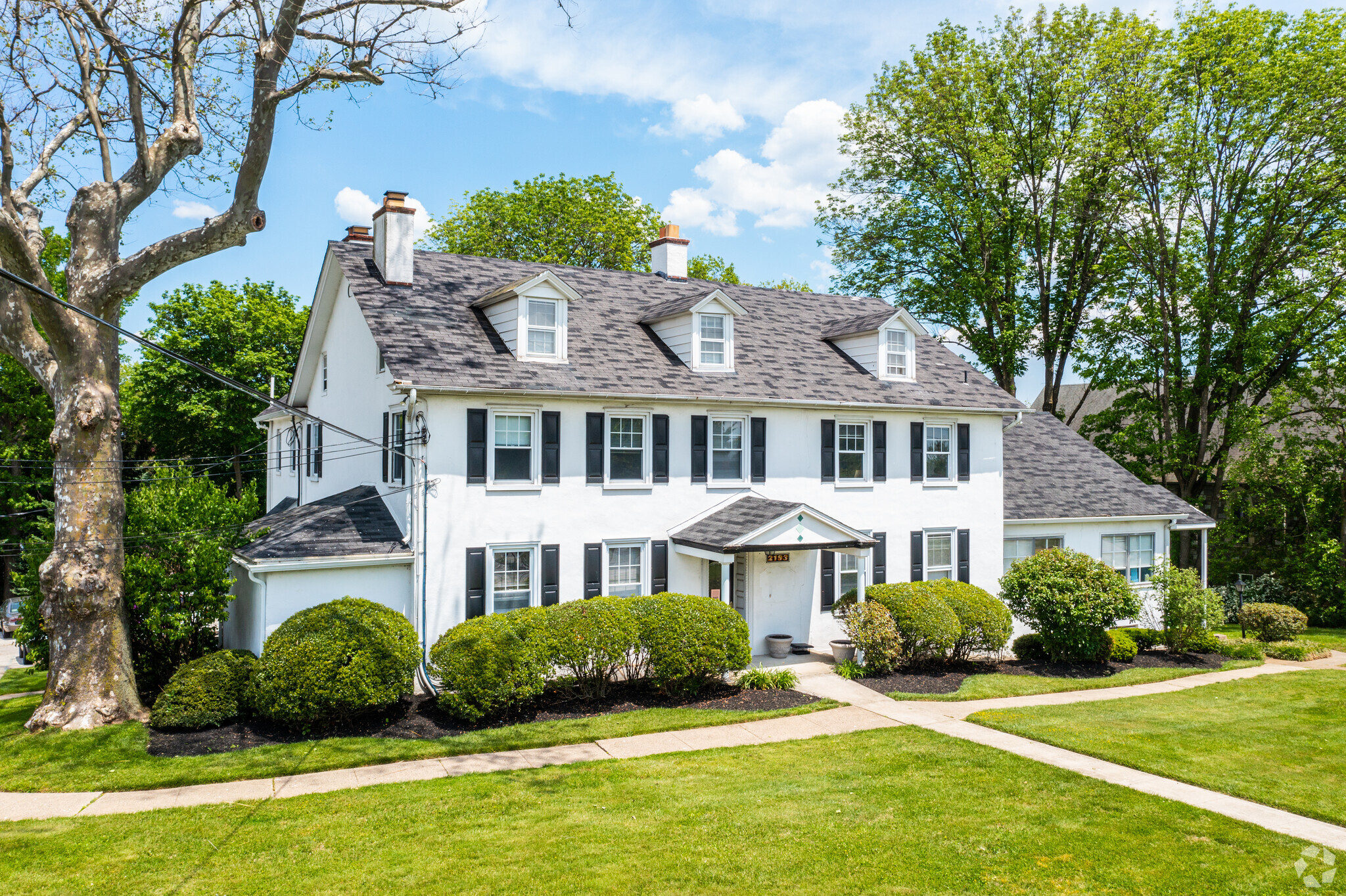 2193 West Chester Pike, Broomall, PA à vendre Photo du bâtiment- Image 1 de 1