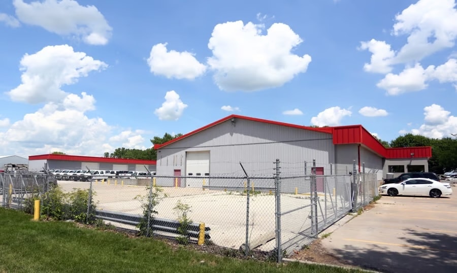 1014 SE Lorenz Dr, Ankeny, IA for lease - Building Photo - Image 2 of 10