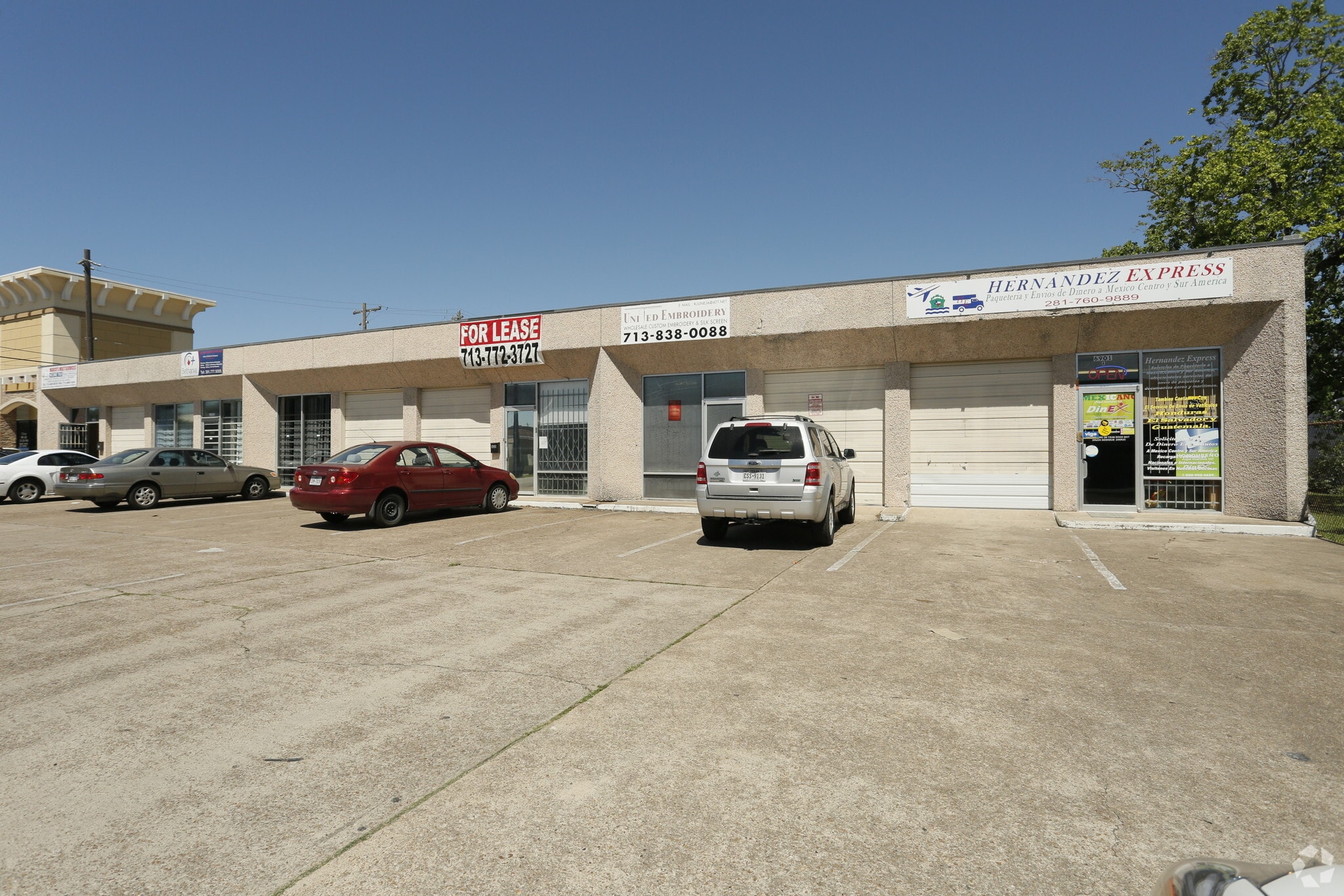 6901 Mullins Dr, Houston, TX for lease Primary Photo- Image 1 of 5
