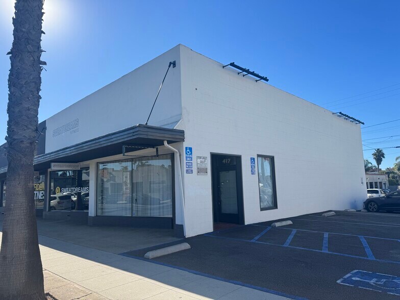 417-431 S Coast Hwy 101, Oceanside, CA à louer - Photo du bâtiment - Image 2 de 15