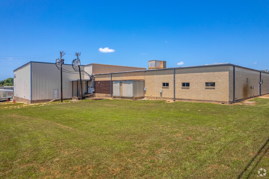1411 Flat Creek Rd, Athens, TX à louer - Photo du bâtiment - Image 2 de 7