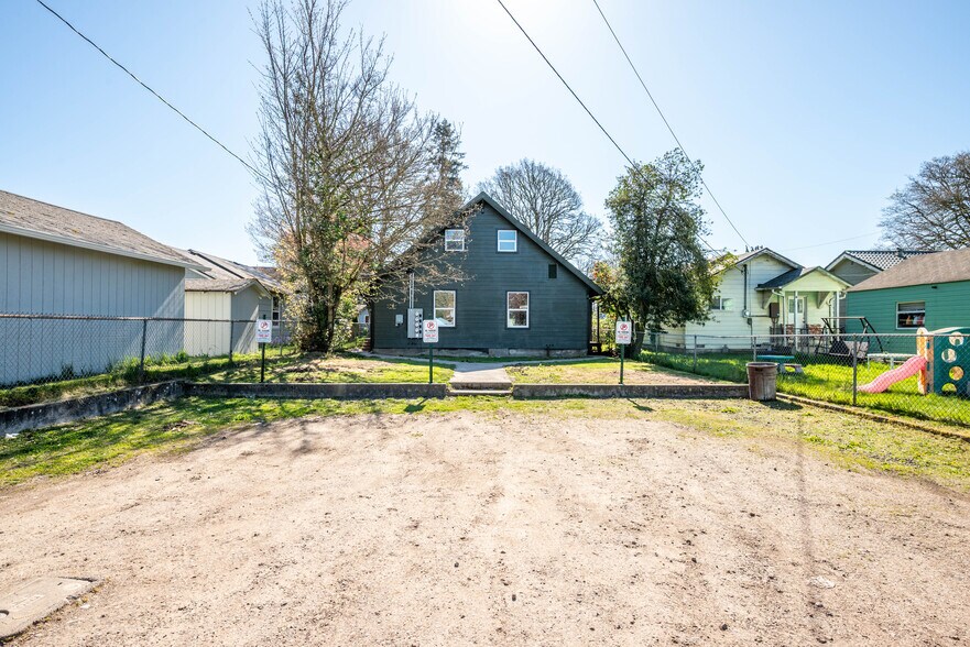 285 20th Ave, Longview, WA à vendre - Photo du bâtiment - Image 3 de 34
