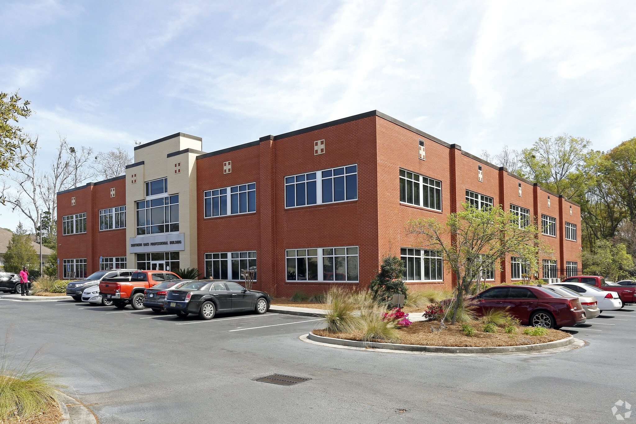 8 Southern Oaks Ct, Savannah, GA for lease Primary Photo- Image 1 of 19