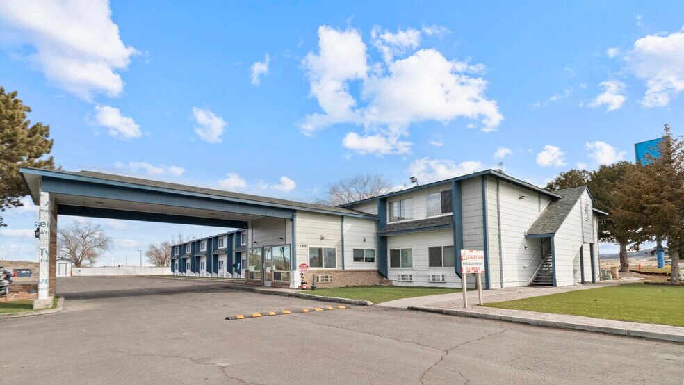 1509 6th St, Wells, NV à vendre - Photo du bâtiment - Image 3 de 40