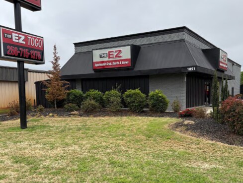 1851 University Dr NW, Huntsville, AL à vendre - Photo du bâtiment - Image 2 de 10