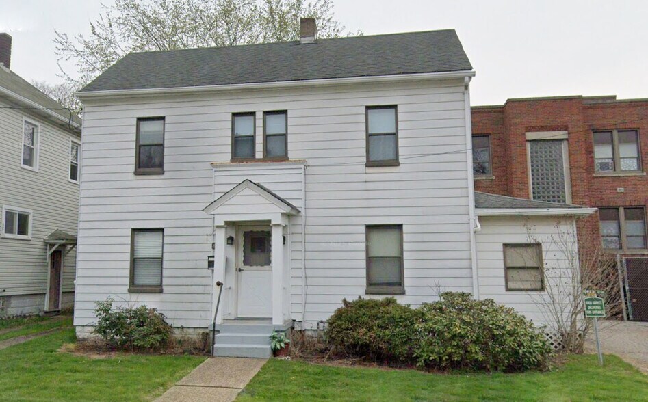 311 Station St, Bridgeville, PA à vendre - Photo du bâtiment - Image 3 de 8