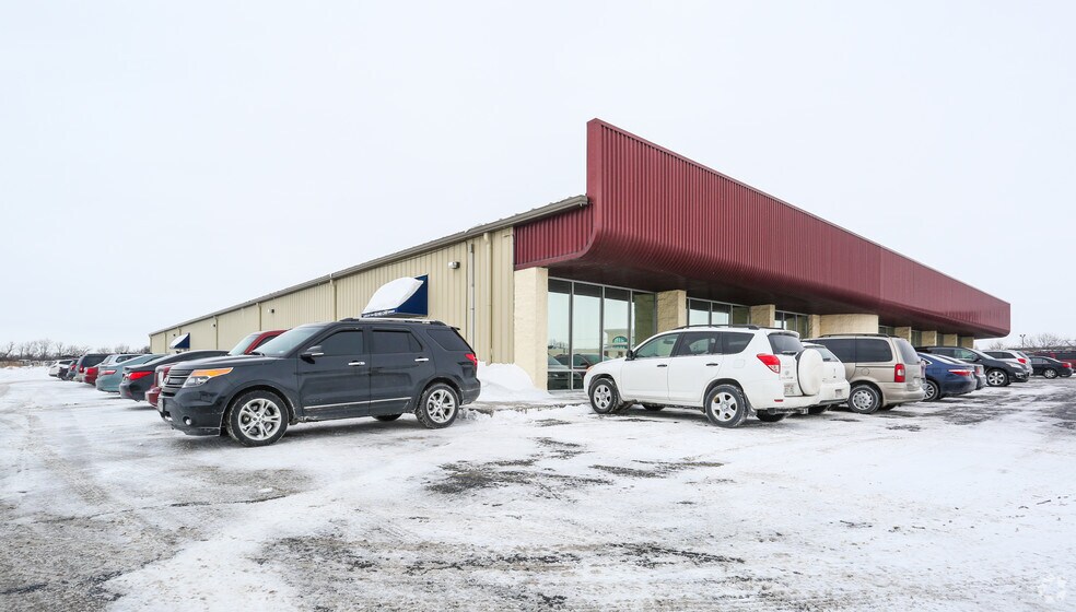 N6654 Rolling Meadows Dr, Fond Du Lac, WI à louer - Photo du bâtiment - Image 3 de 4