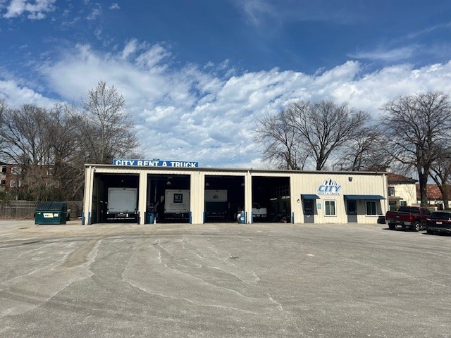 4620 Virginia Ave, Kansas City, MO for lease Primary Photo- Image 1 of 4
