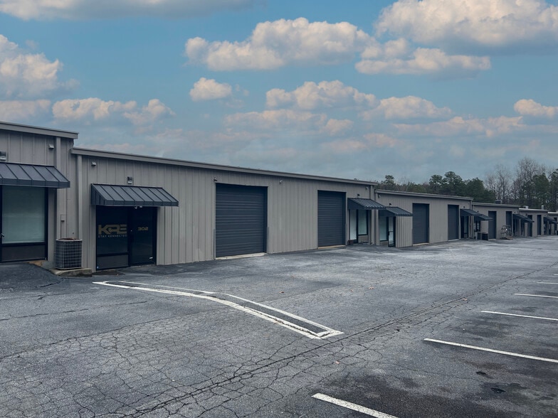 485 Buford Dr, Lawrenceville, GA for lease - Building Photo - Image 3 of 3
