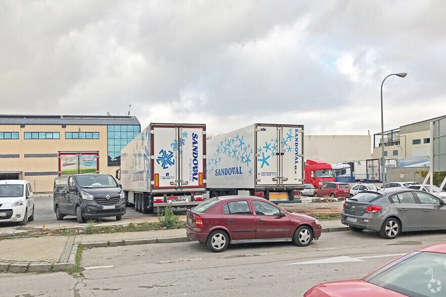 Calle Herramientas, 5, Leganés, Madrid à louer - Photo du bâtiment - Image 2 de 4