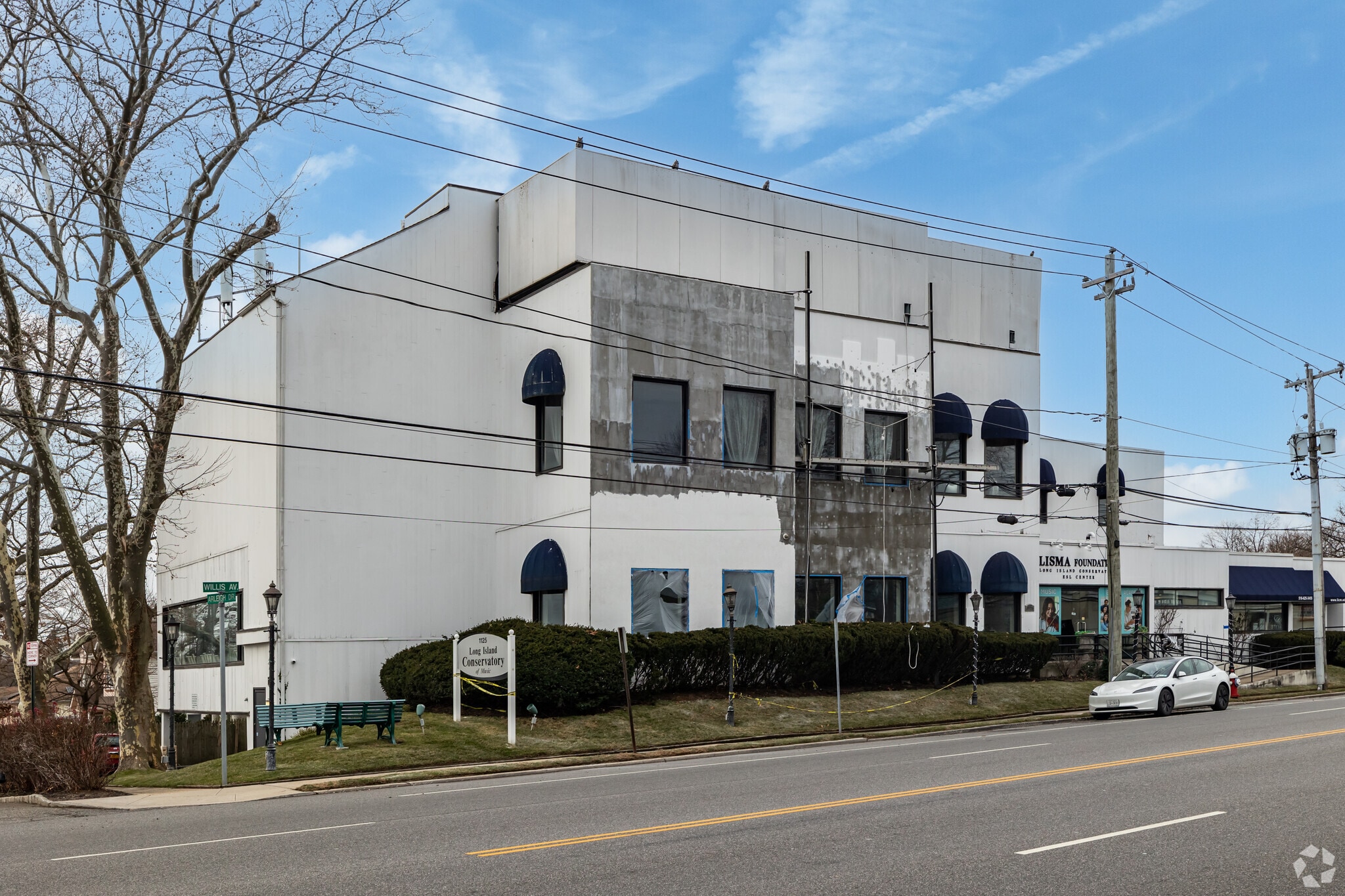 1125 Willis Ave, Albertson, NY for lease Primary Photo- Image 1 of 5