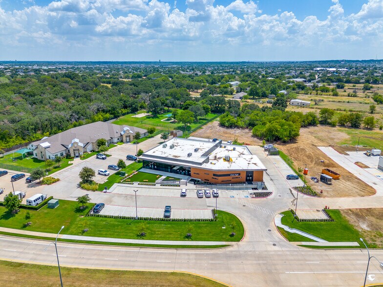 12652 Timberland Blvd, Fort Worth, TX à louer - Photo du bâtiment - Image 2 de 15