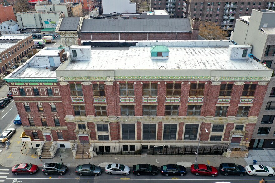 760 Dekalb Ave, Brooklyn, NY à louer - Photo du bâtiment - Image 2 de 4