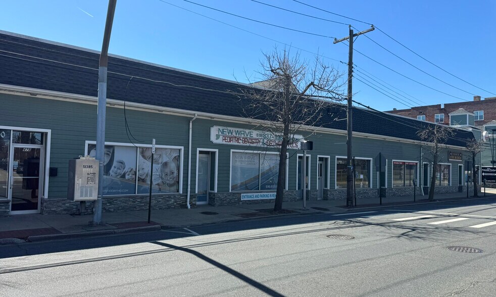 476-500 Merrick Rd, Lynbrook, NY à louer - Photo du bâtiment - Image 2 de 3