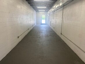 Stumpf Plaza, Gretna, LA à louer Photo intérieure- Image 2 de 4