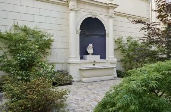 11 Rue Saint-Florentin, Paris for lease - Building Photo - Image 2 of 9