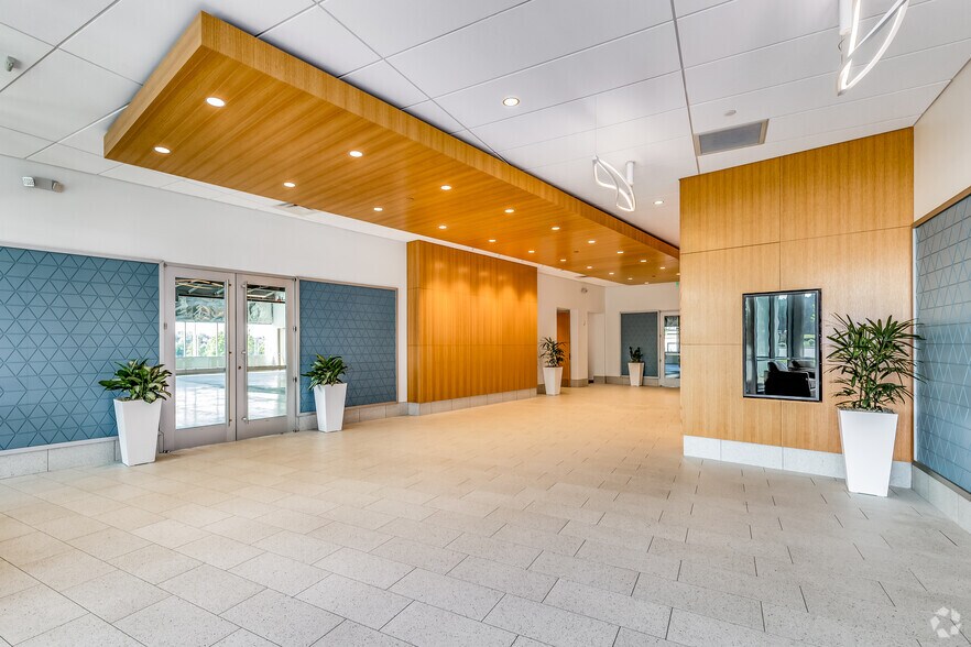 112 Thomas Johnson Dr, Frederick, MD à louer - Hall d’entrée - Image 3 de 6