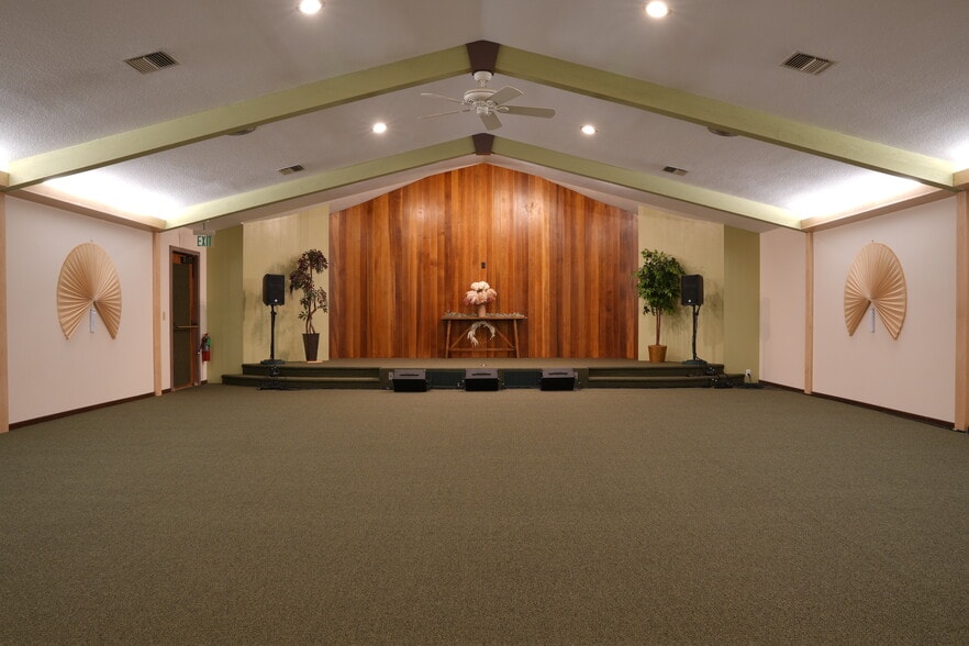 1345 W 16th Ave, Eugene, OR for sale - Building Photo - Image 3 of 9