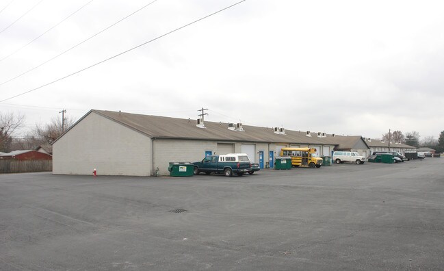 Plus de détails pour 1472 Courtright Rd, Columbus, OH - Local d'activités à louer